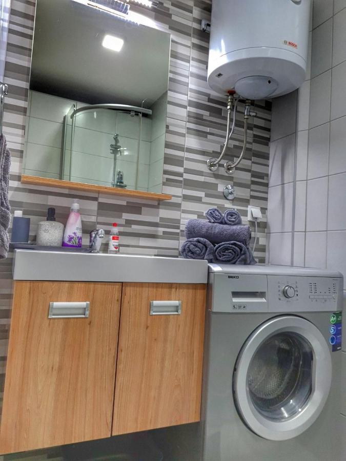 Nights & Smiles Sarajevo Appartement Buitenkant foto